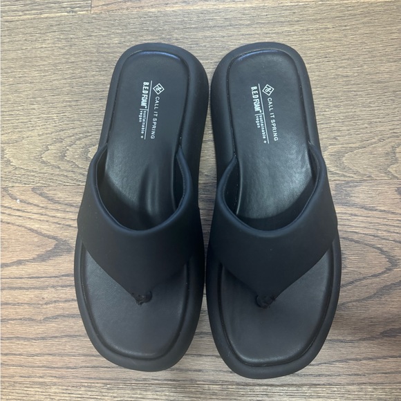 Call it Spring B.E.D FOAM Platform Sandals - Picture 1 of 7